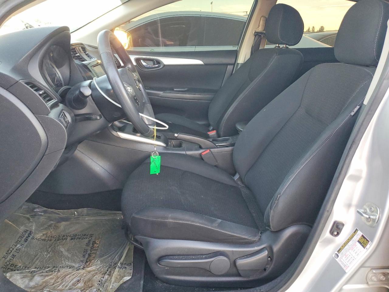 2019 Nissan Sentra S - Фото 7