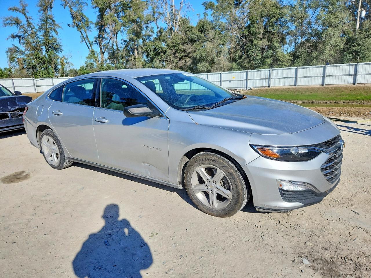 2020 Chevrolet Malibu Ls - Image 4