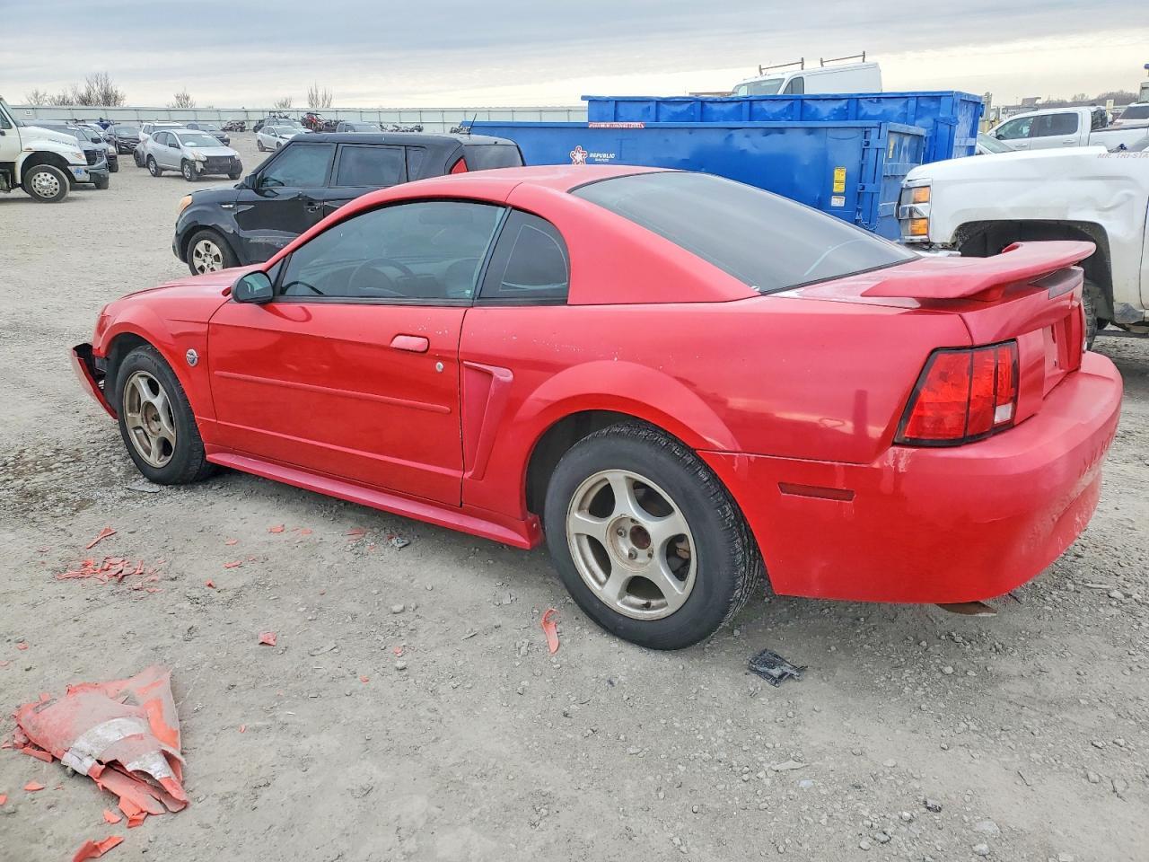 2004 Ford Mustang - Фото 2