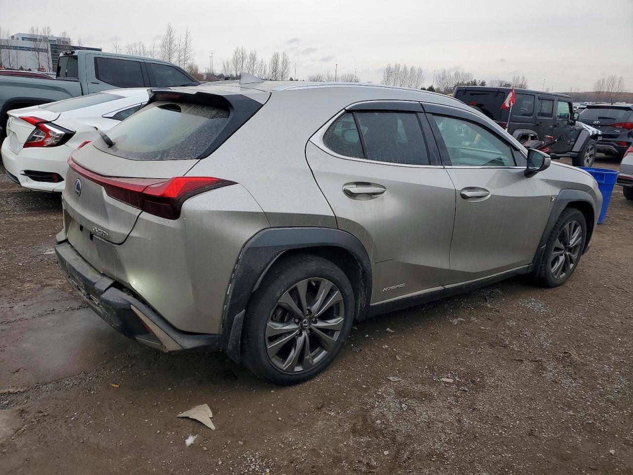 2021 Lexus Ux 250H - Фото 3