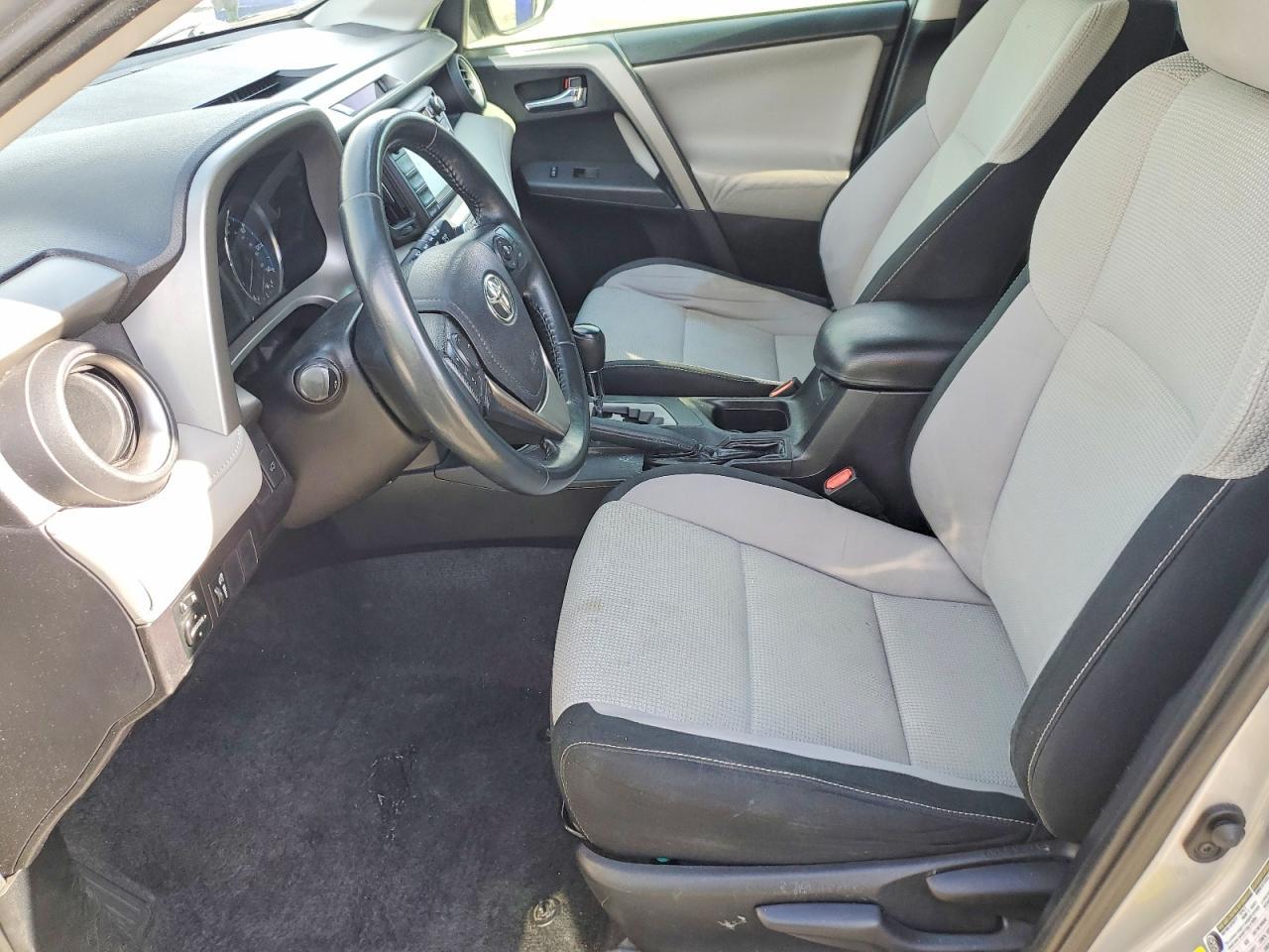 2016 Toyota Rav4 Xle - Фото 7
