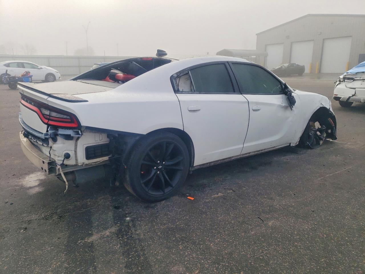 2018 Dodge Charger R/T - Image 3