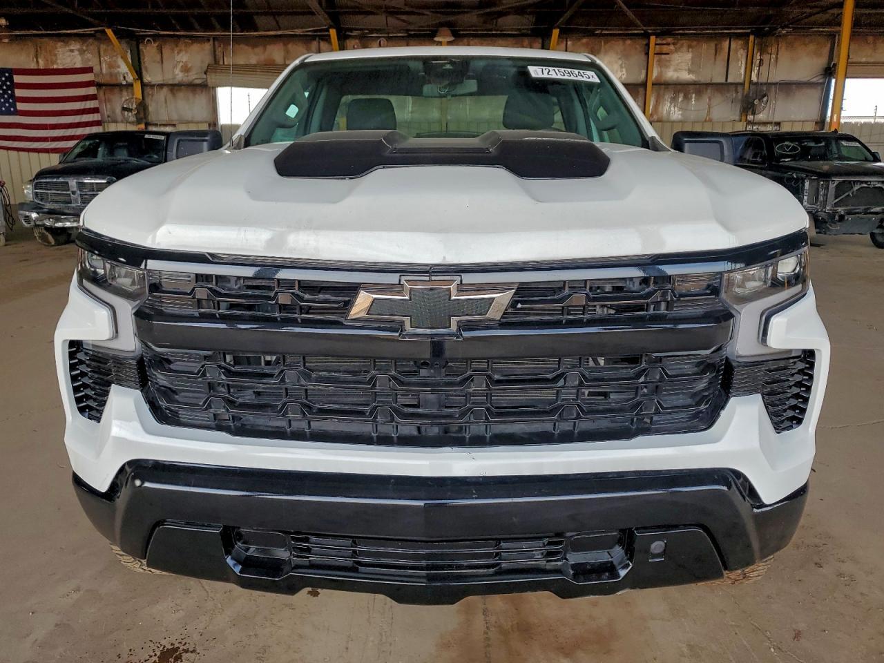 2023 Chevrolet Silverado C1500 - Фото 5