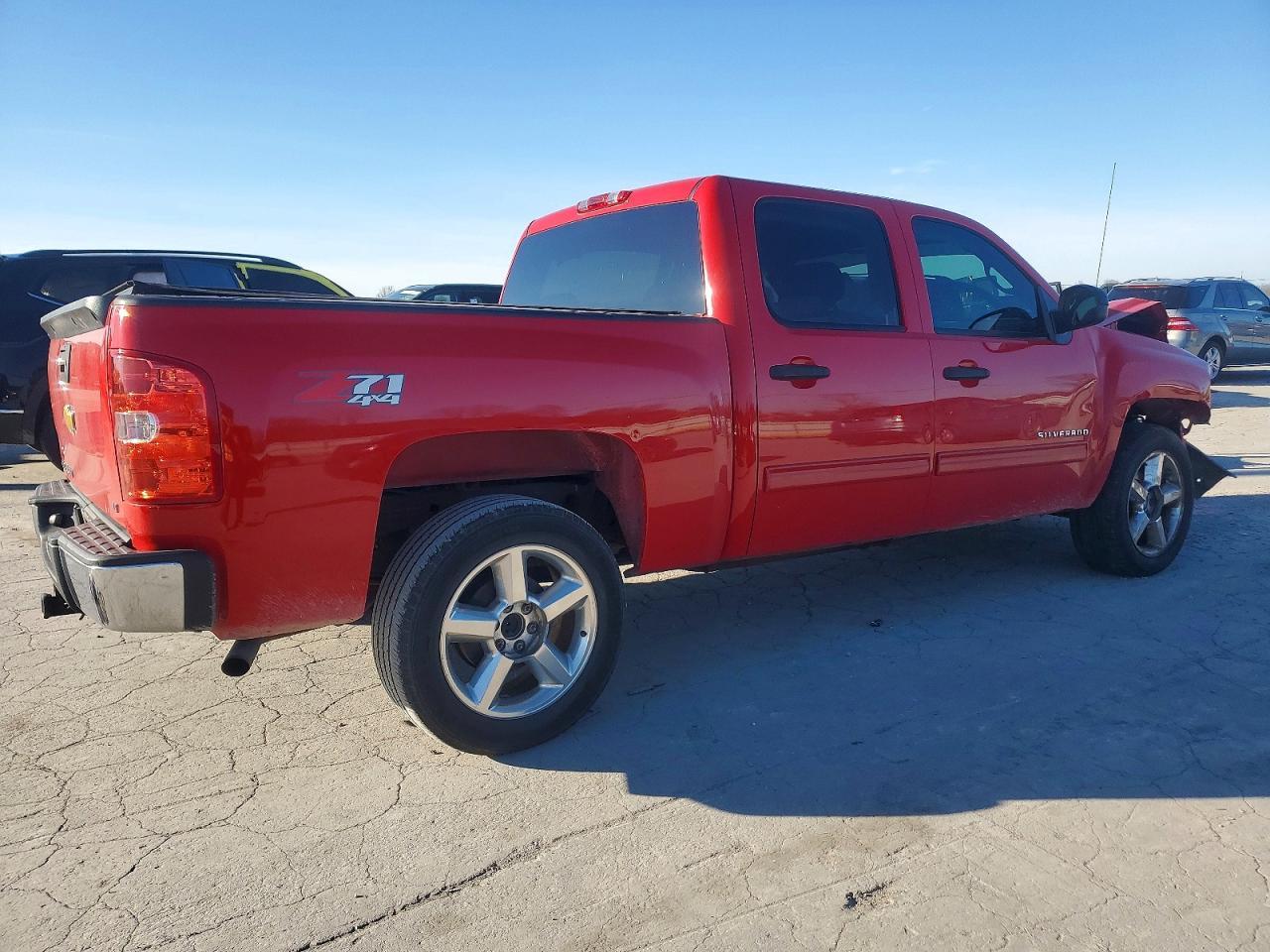 2013 Chevrolet Silverado K1500 Lt - Фото 3
