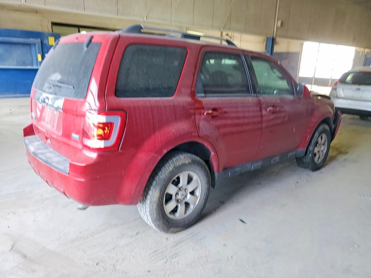 2011 Ford Escape Limited - Image 3