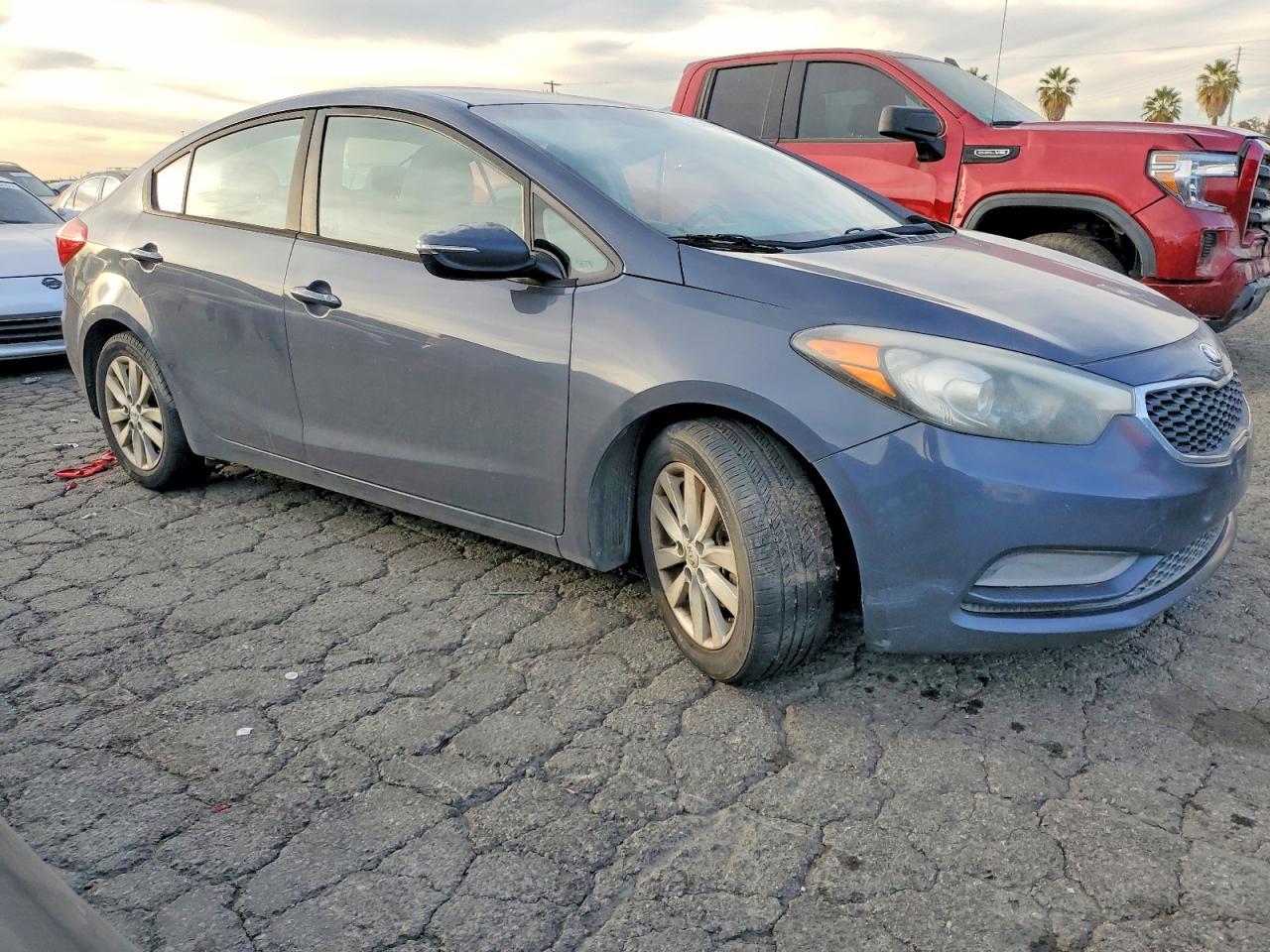2016 Kia Forte - Фото 4