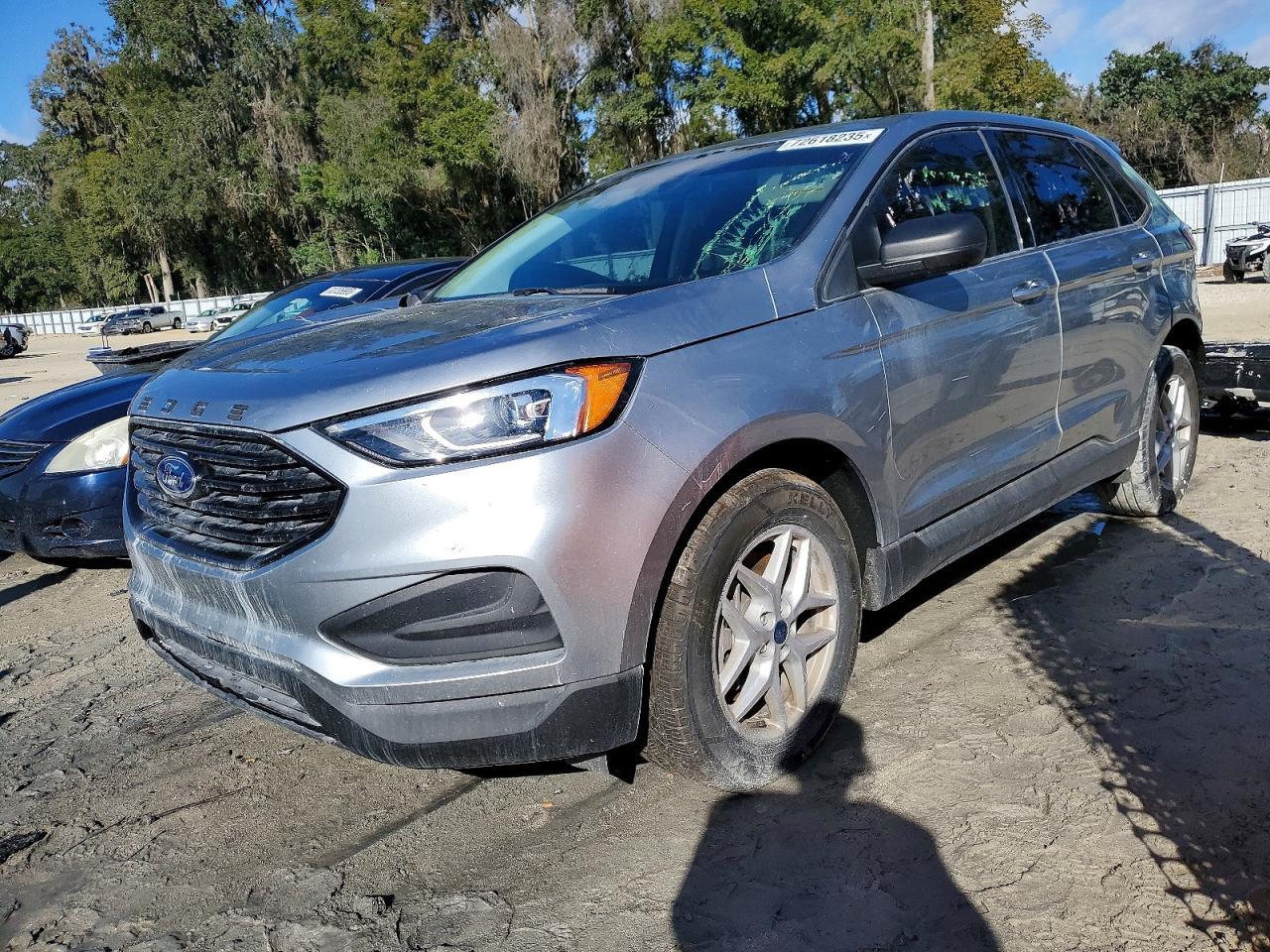 2021 Ford Edge Se