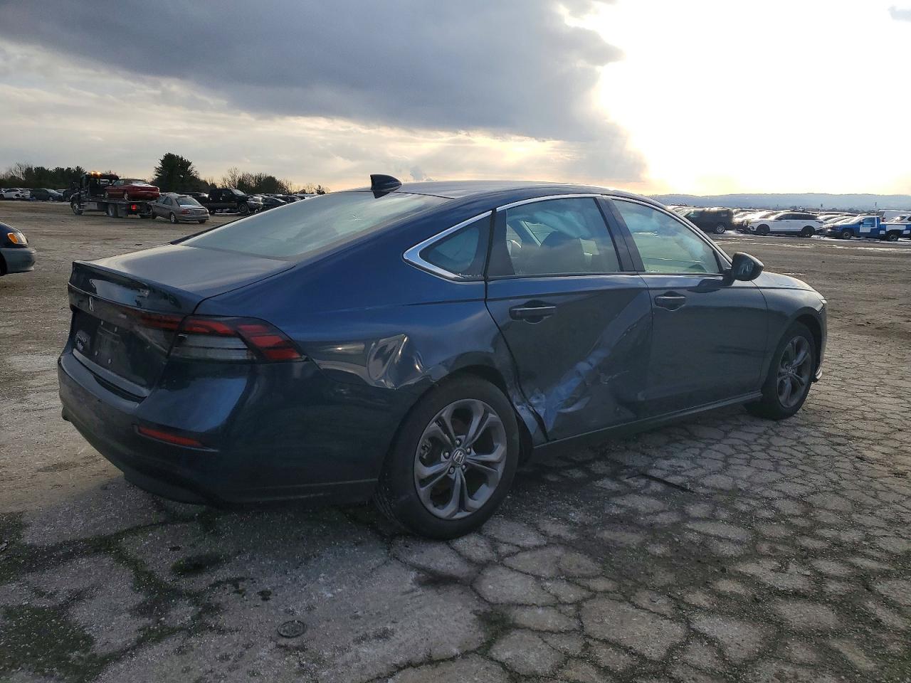 2024 Honda Accord Ex - Image 3