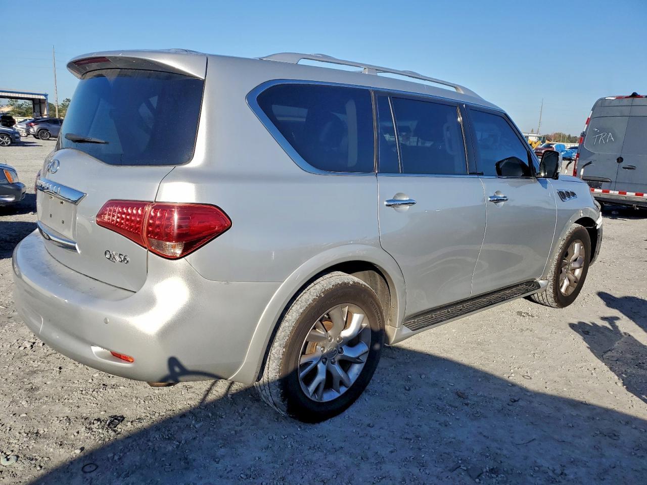 2013 Infiniti Qx56 - Image 3
