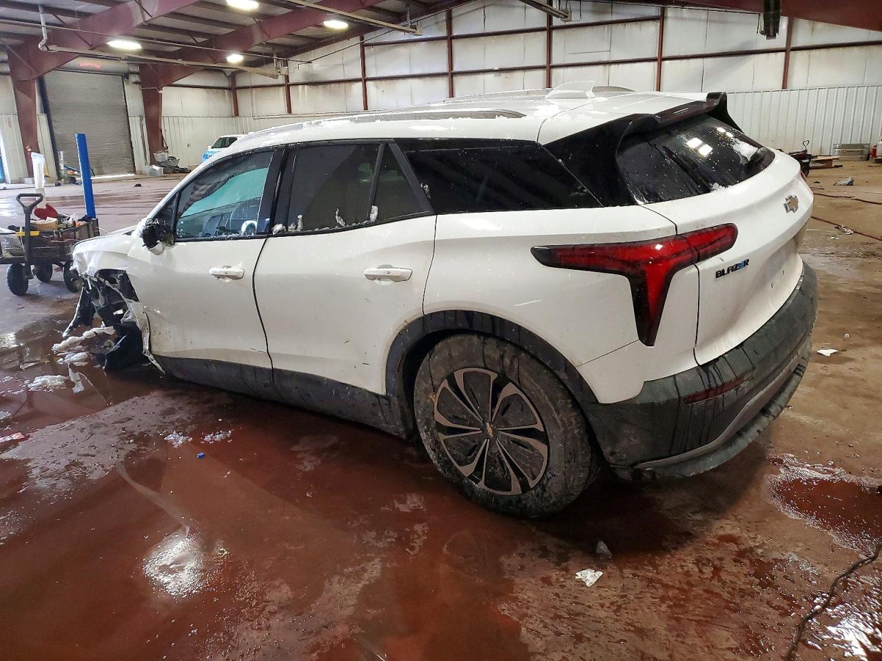 2025 Chevrolet Blazer Lt - Фото 2