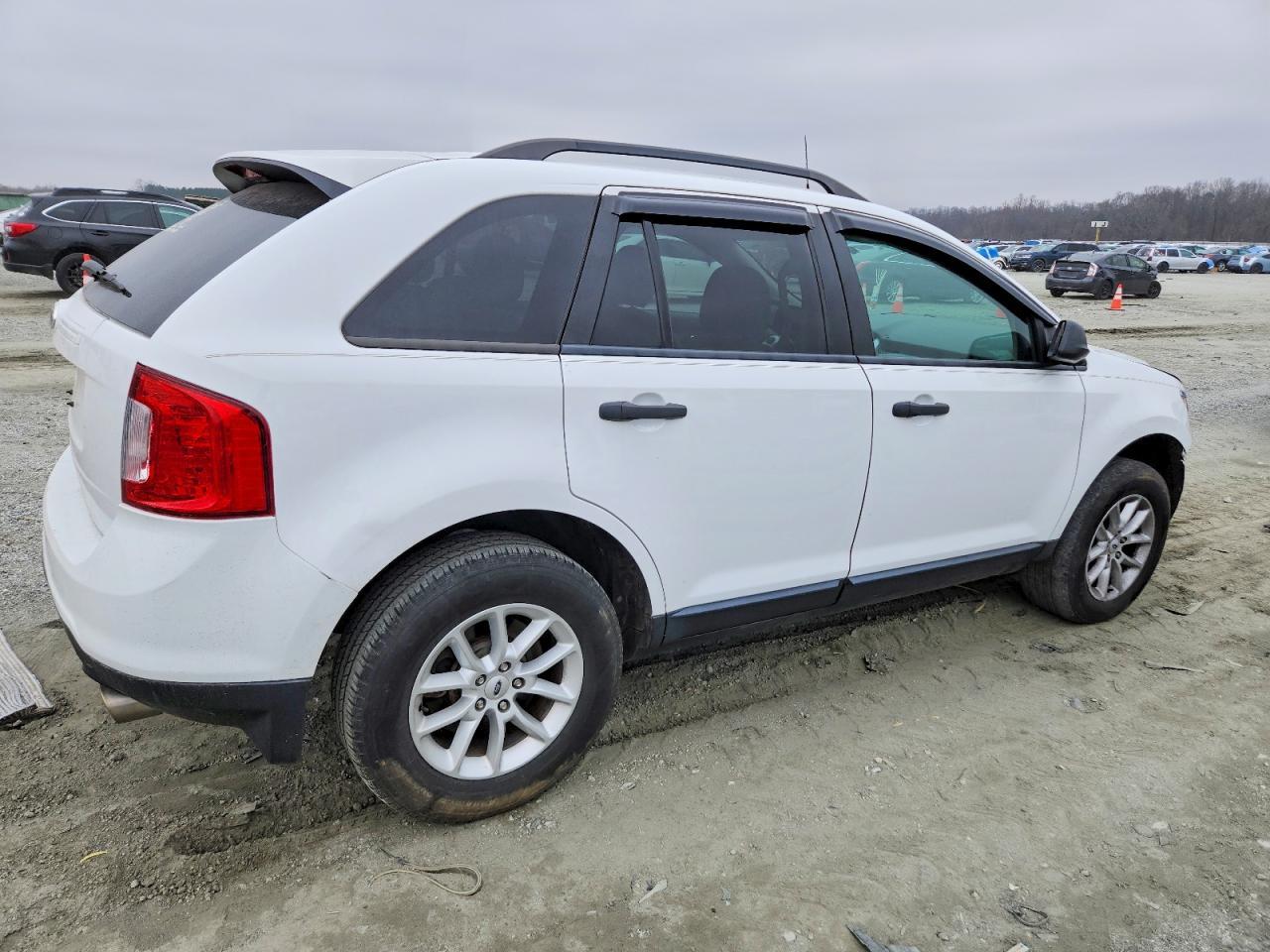 2014 Ford Edge Se - Image 3