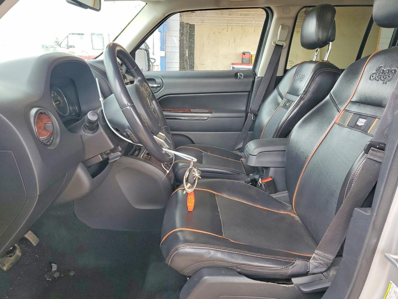 2011 Jeep Patriot Latitude - Фото 7