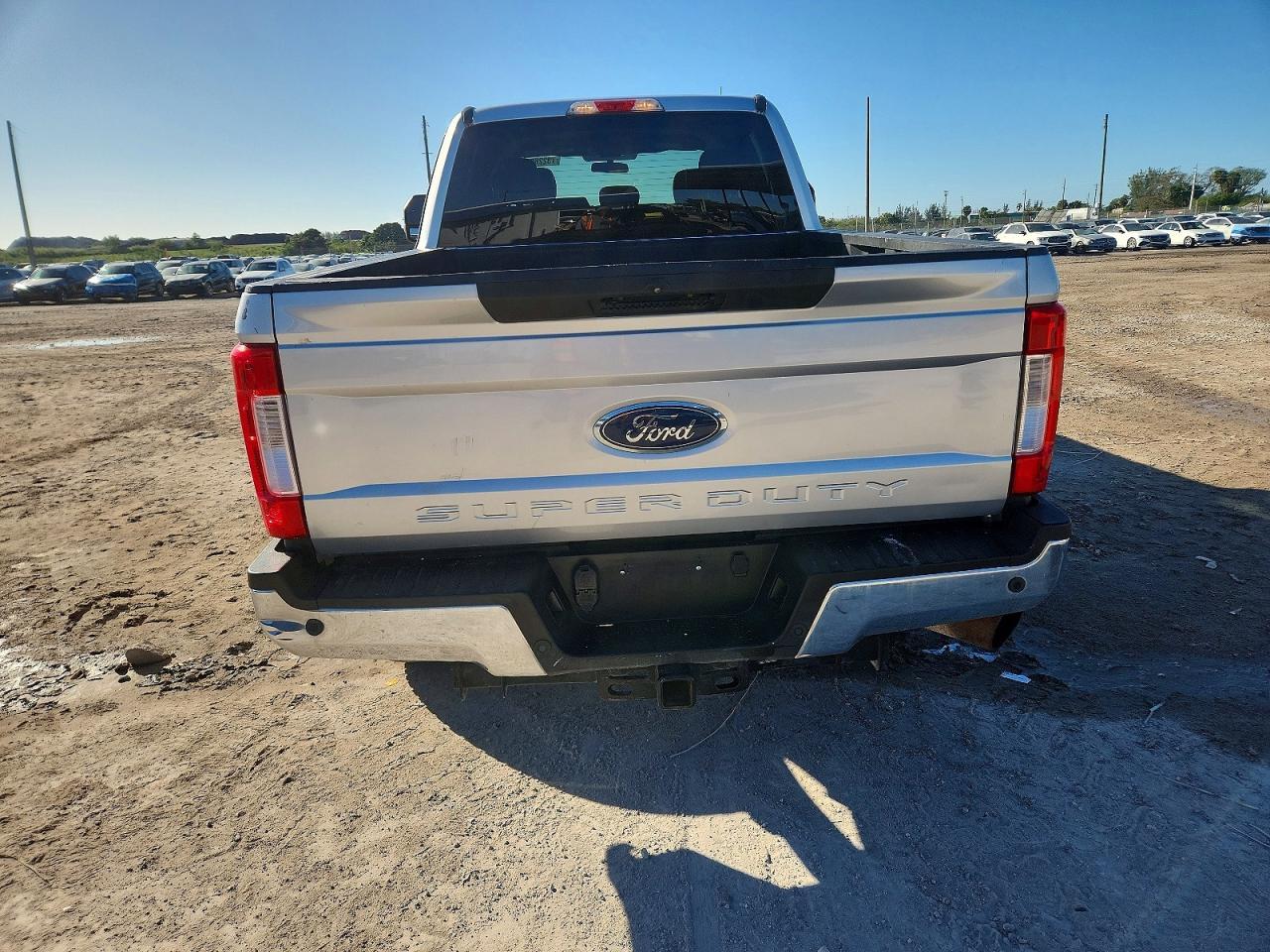 2019 Ford F250 Super Duty - Image 6