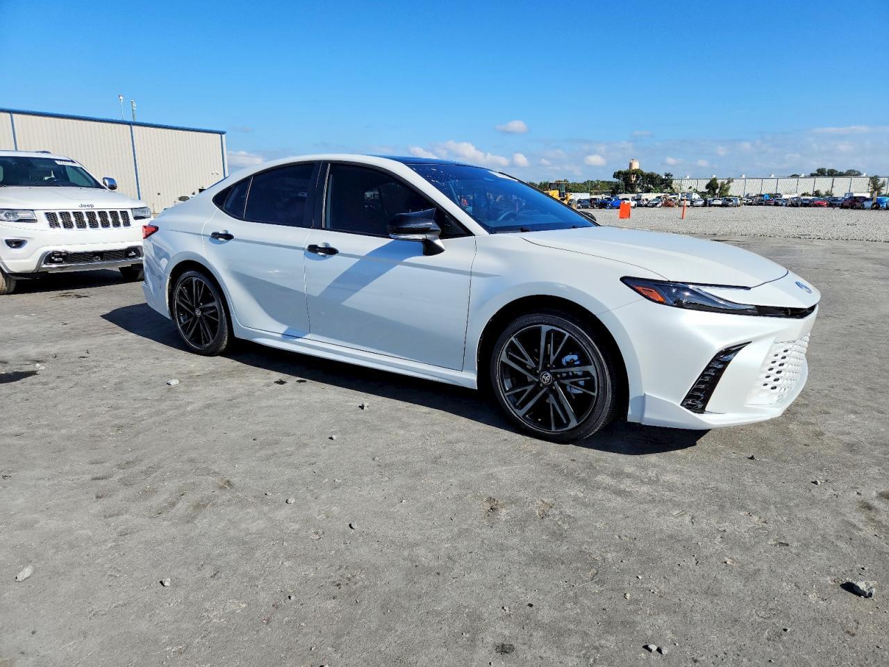 2026 Toyota Camry Xse - Фото 4