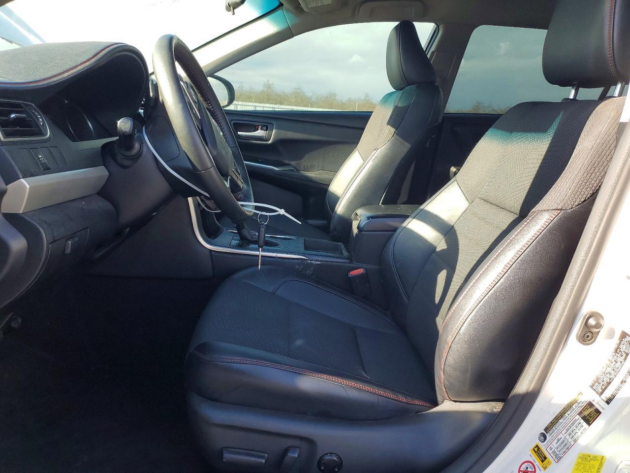 2017 Toyota Camry Se - Фото 7