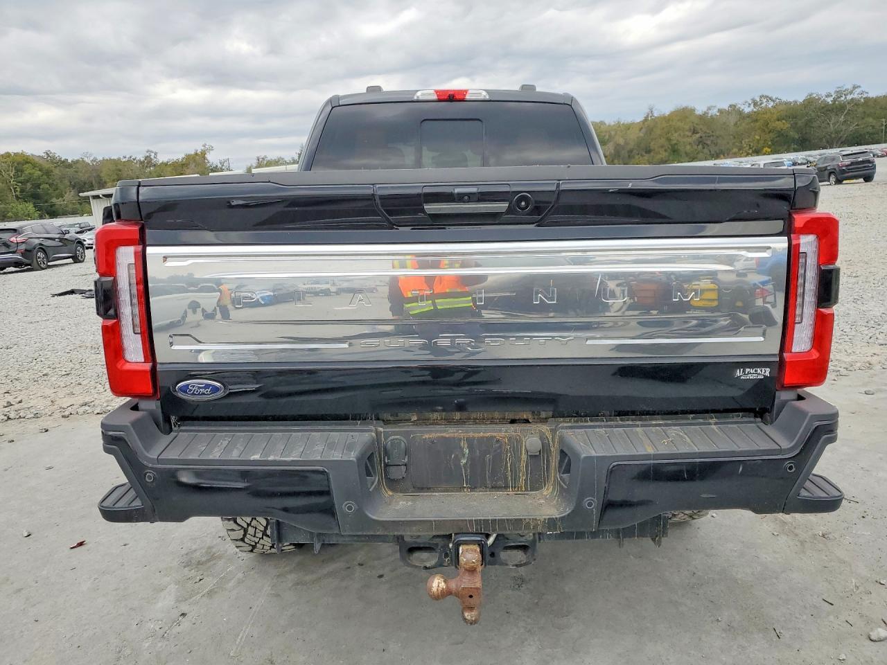 2024 Ford F250 Super Duty - Фото 6