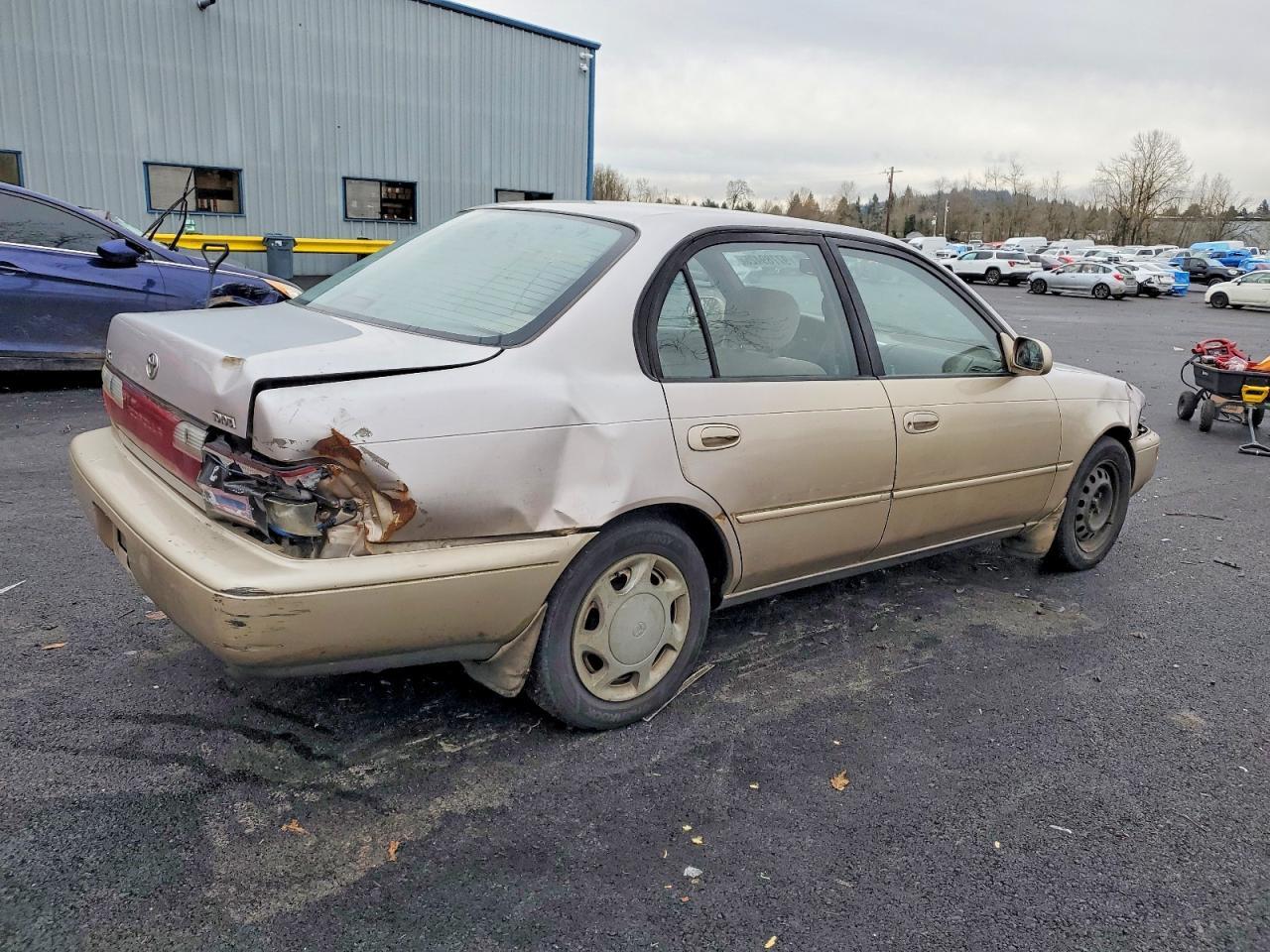 1996 Toyt Corolla Dx - Image 3