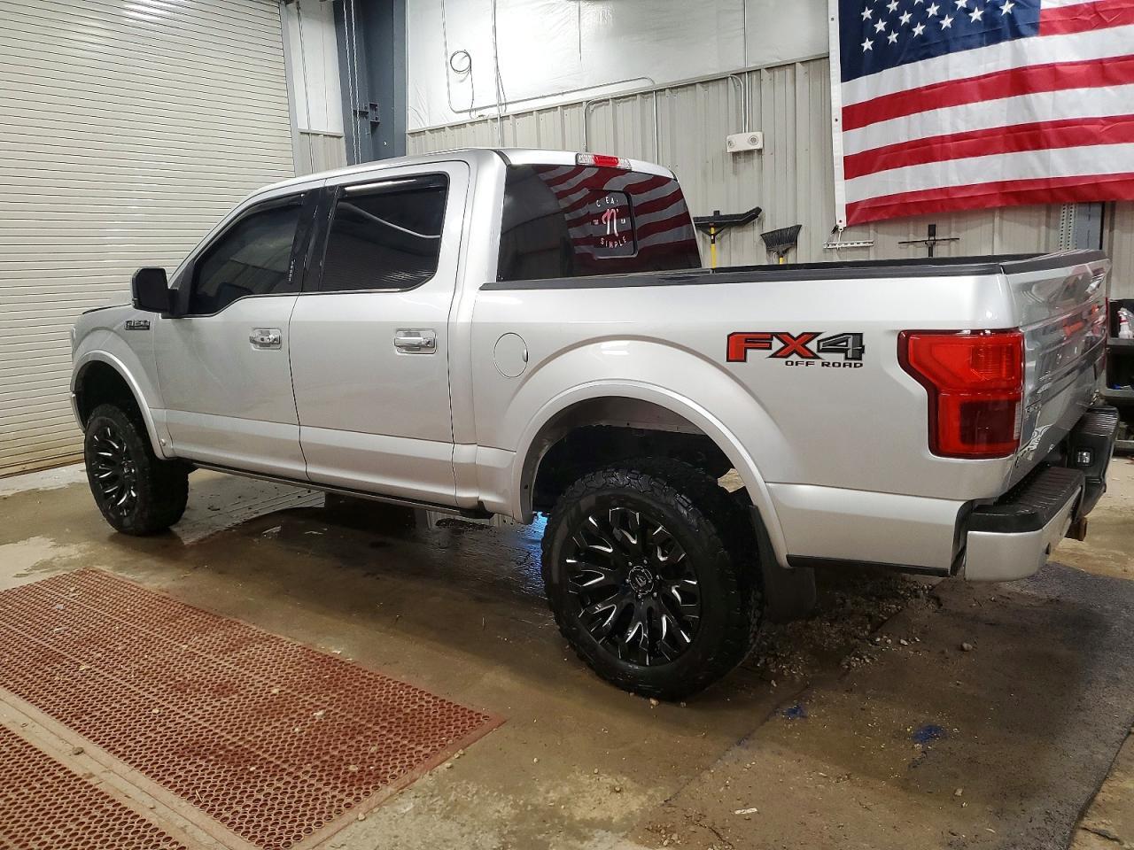 2018 Ford F150 Supercrew - Фото 2