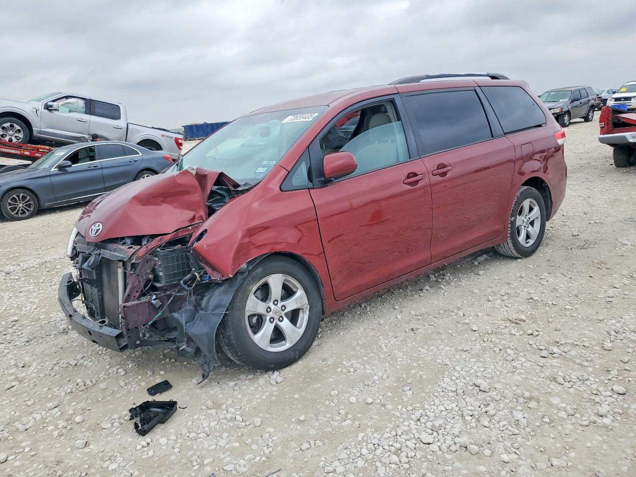 2013 Toyota Sienna Le