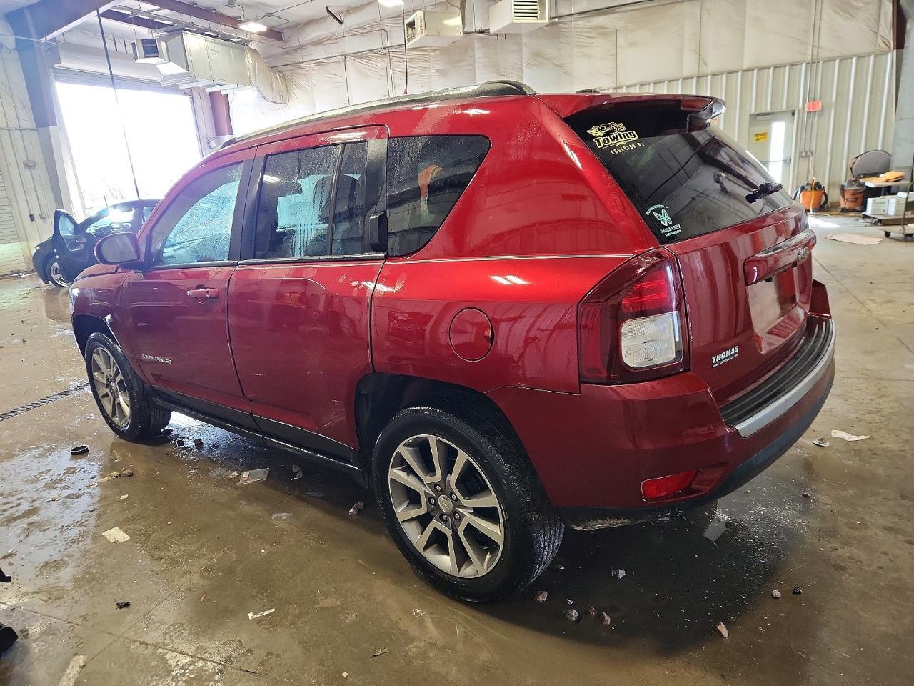 2016 Jeep Compass Latitude - Фото 2