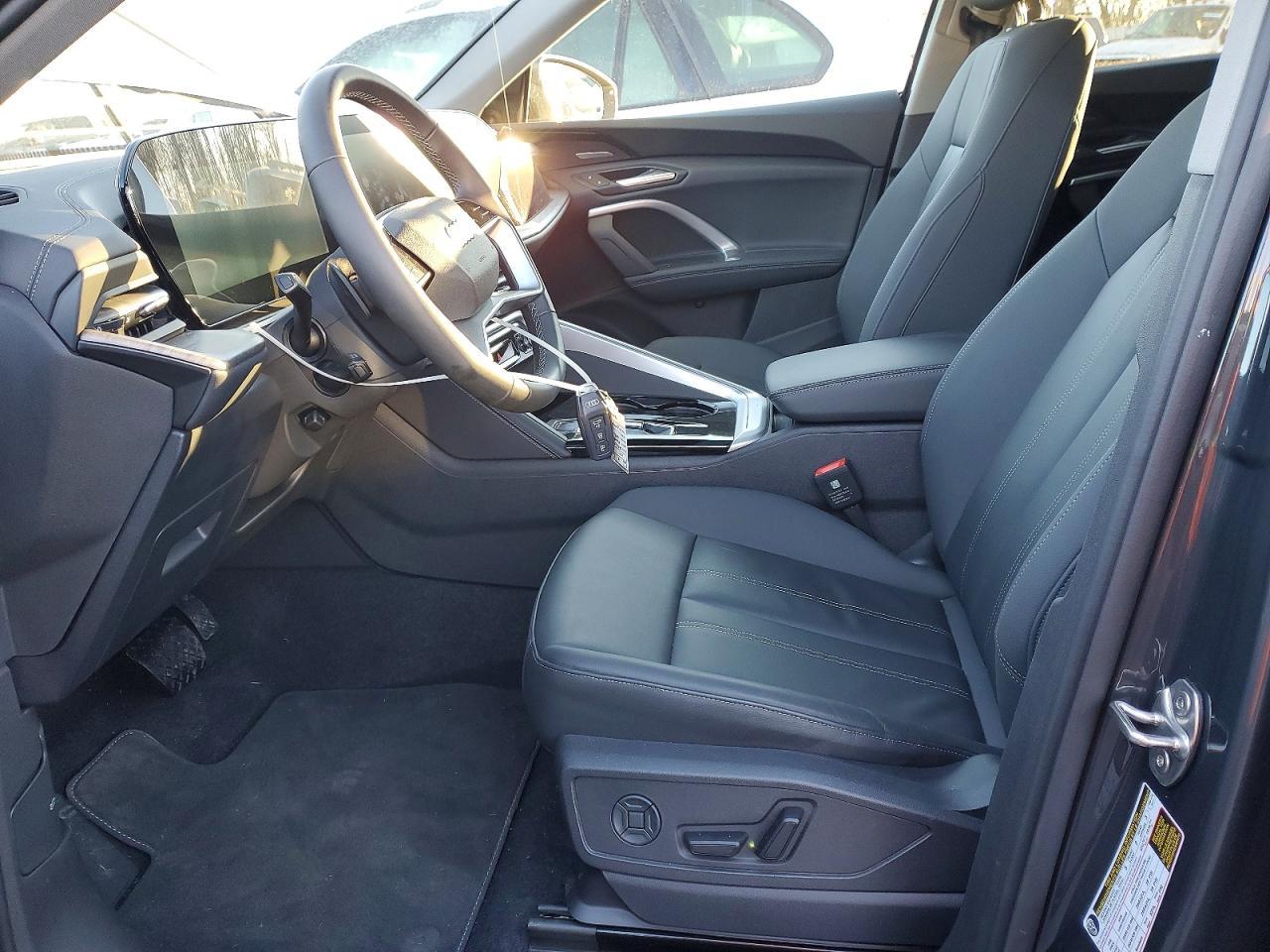 2025 Audi Q5 Premium Plus - Фото 7