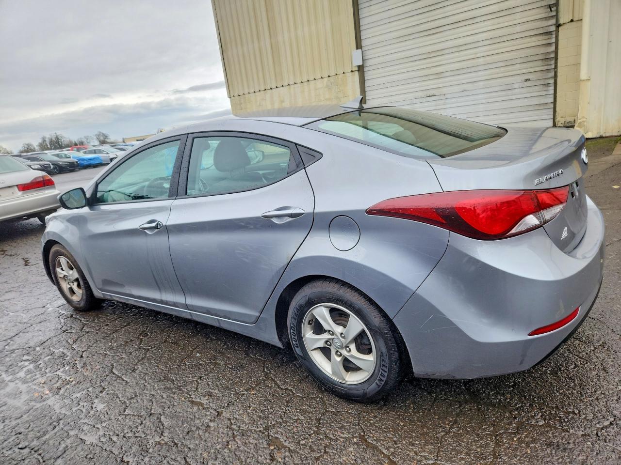 2015 Hyundai Elantra Se - Image 2