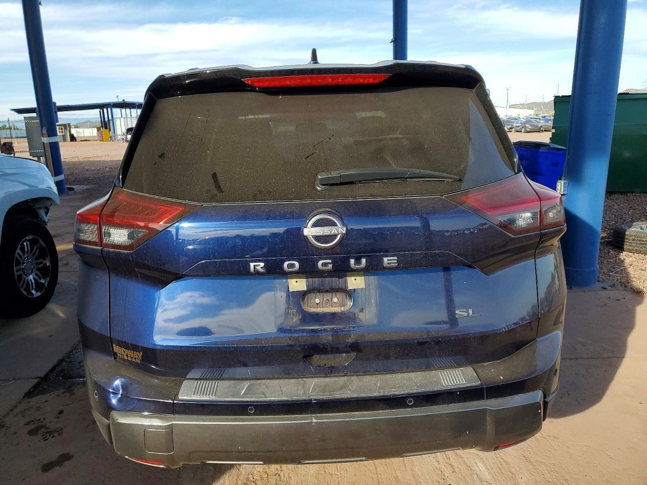 2024 Nissan Rogue Sl - Image 6