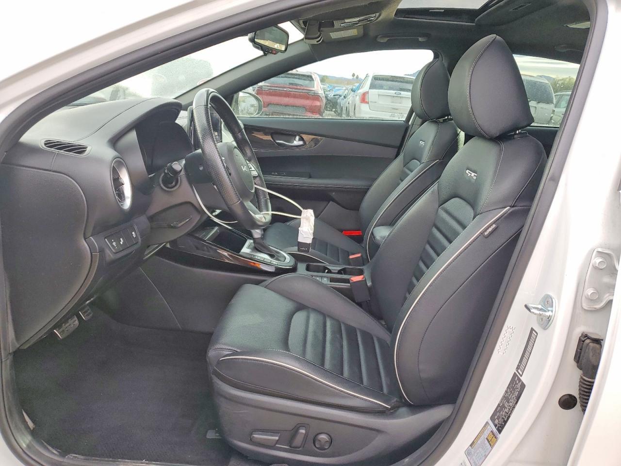 2023 Kia Forte - Image 7