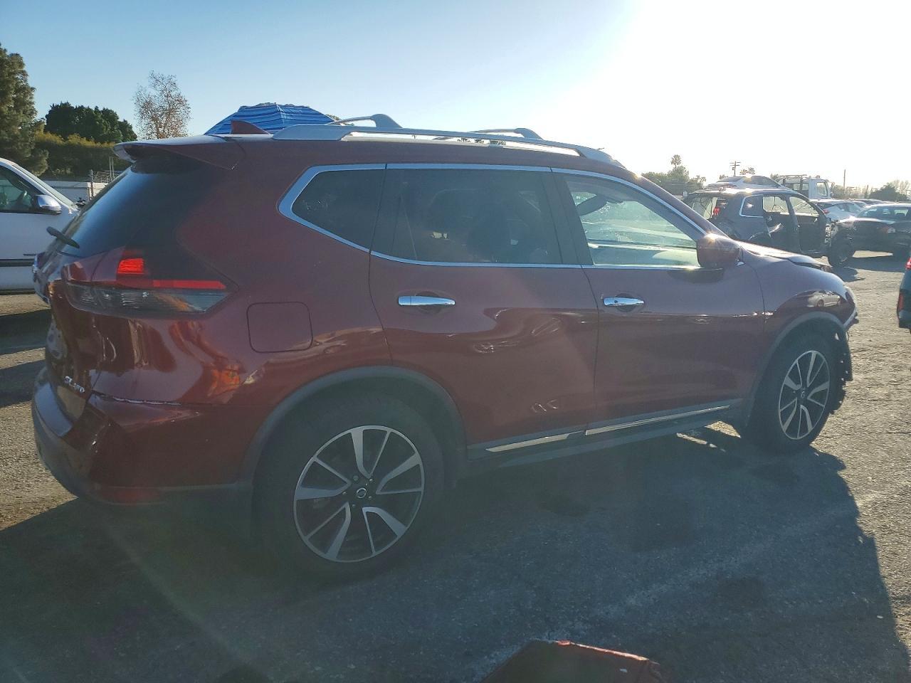 2019 Nissan Rogue S - Фото 3