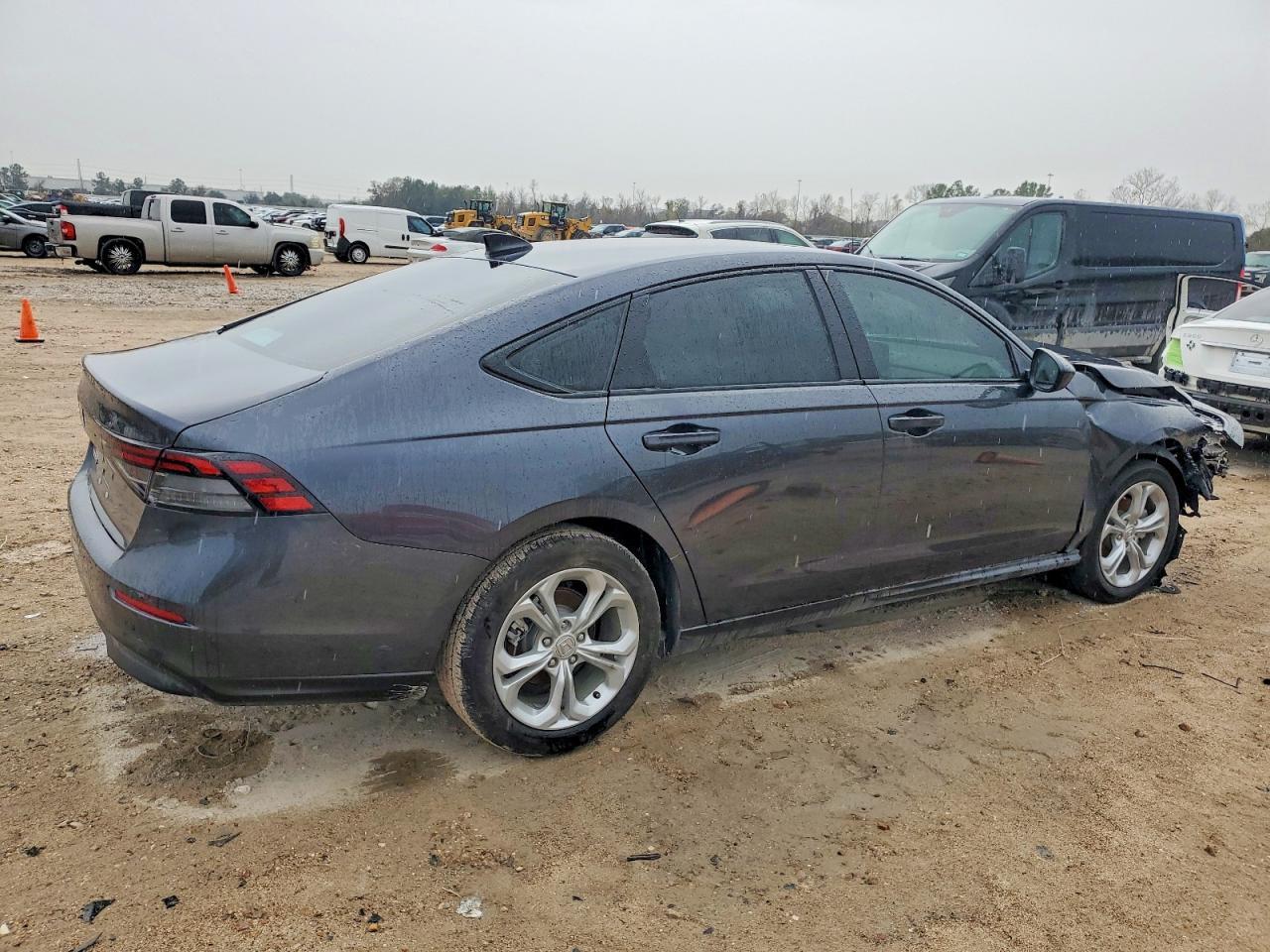 2025 Honda Accord Se - Image 3