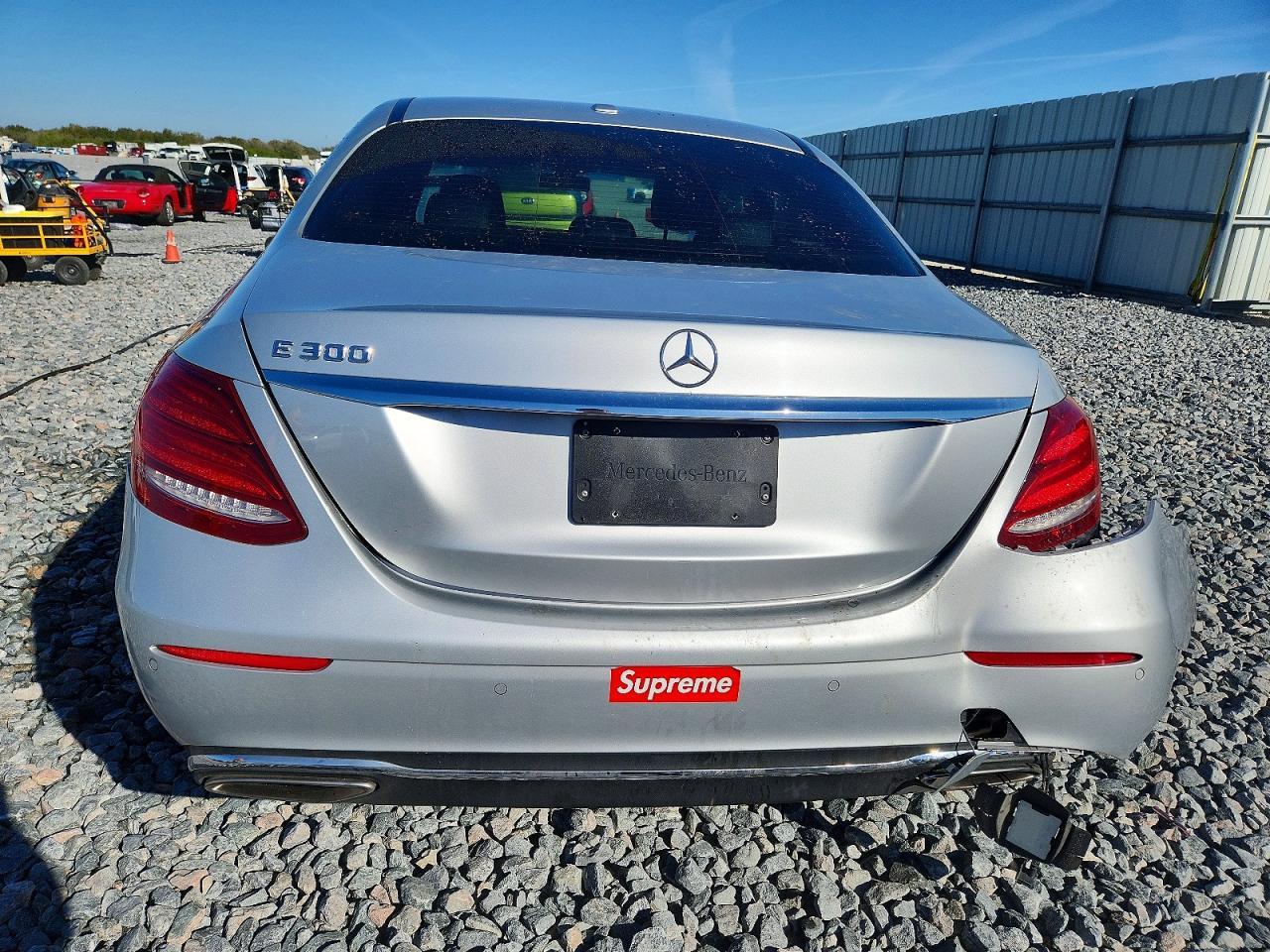 2017 Mercedes-Benz E 300 - Image 6