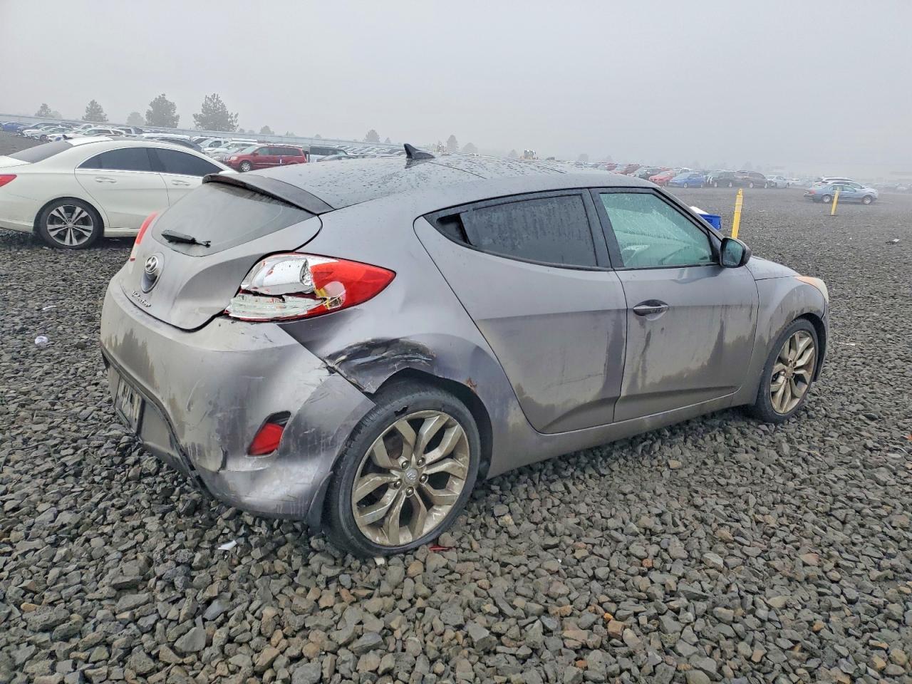 2012 Hyundai Veloster - Фото 3