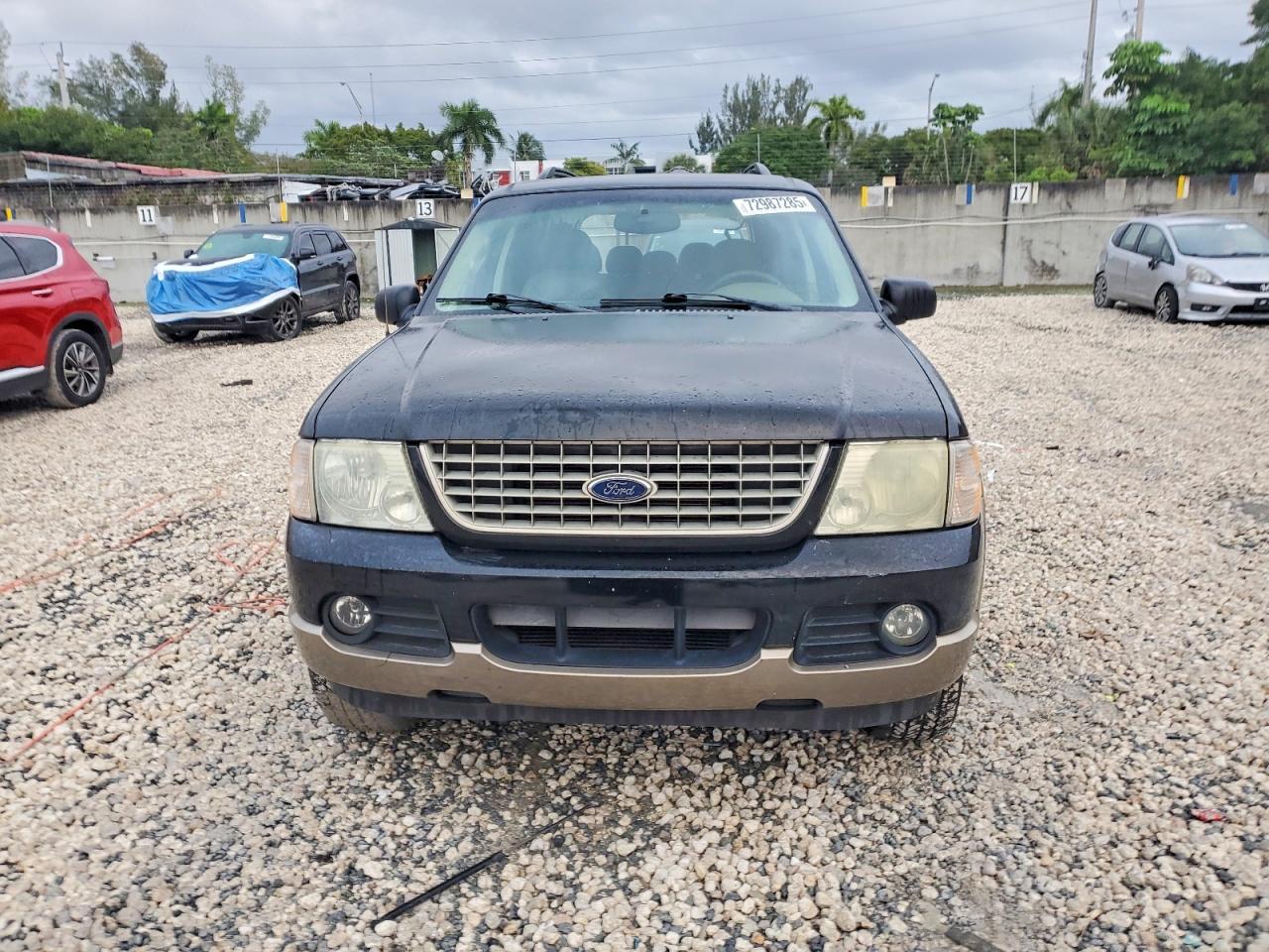 2004 Ford Explorer Eddie Bauer - Image 5