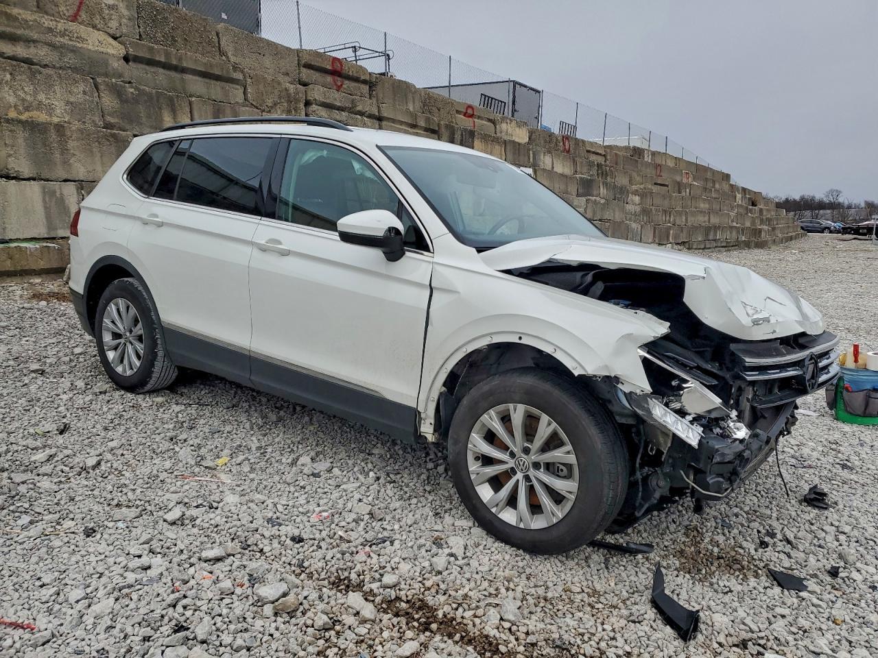 2019 Volkswagen Tiguan Se - Фото 4