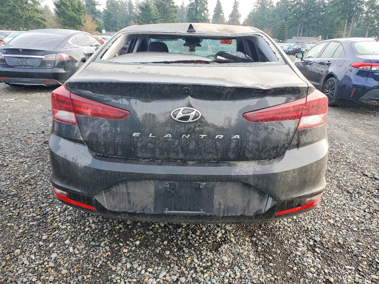 2020 Hyundai Elantra Sel - Фото 6