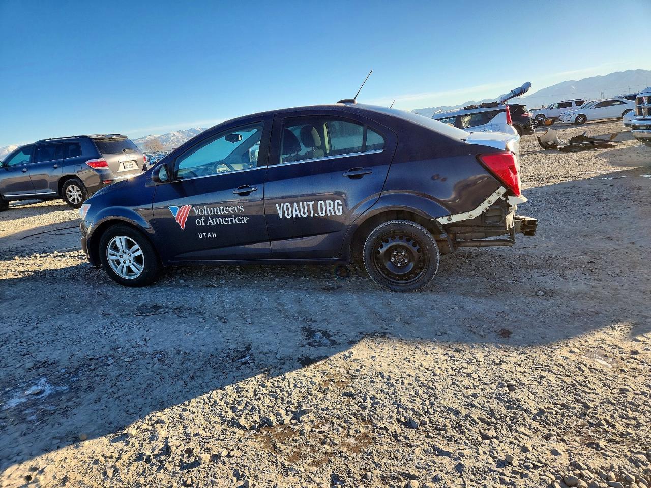 2016 Chevrolet Sonic Lt - Фото 2