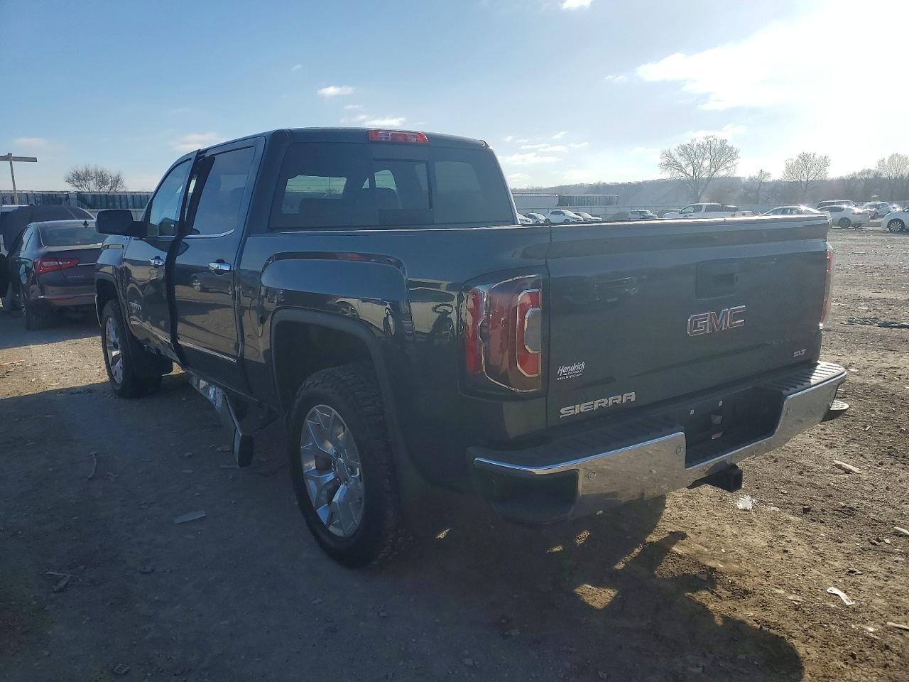 2017 GMC Sierra K1500 Slt - Image 2