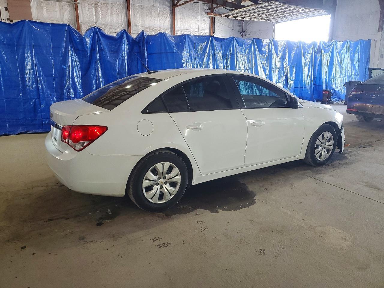 2014 Chevrolet Cruze Ls - Фото 3