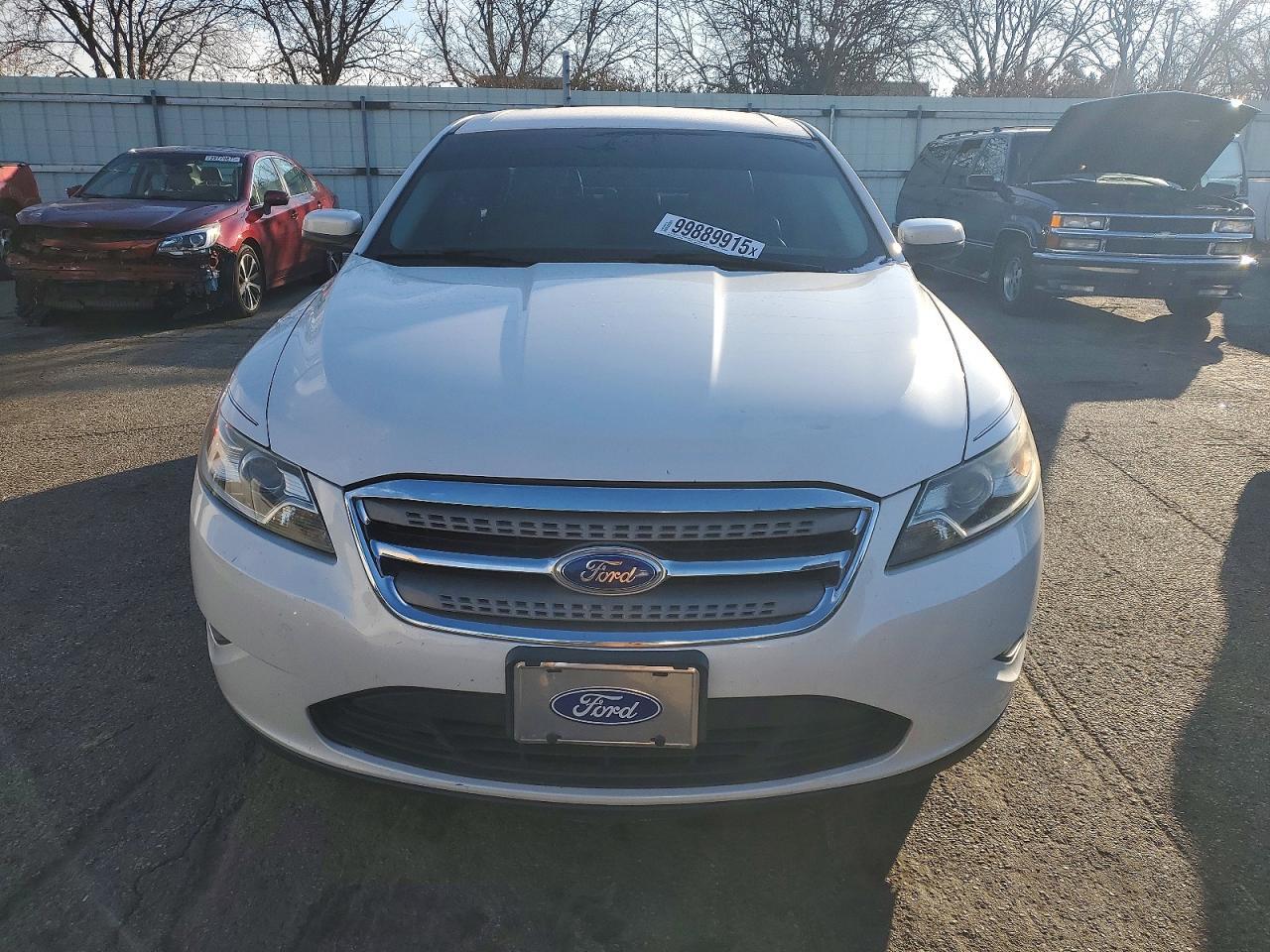 2012 Ford Taurus Sel - Image 5