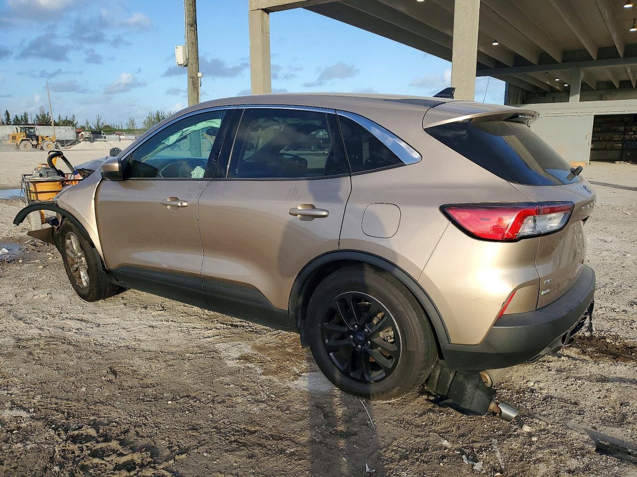 2020 Ford Escape Se - Фото 2
