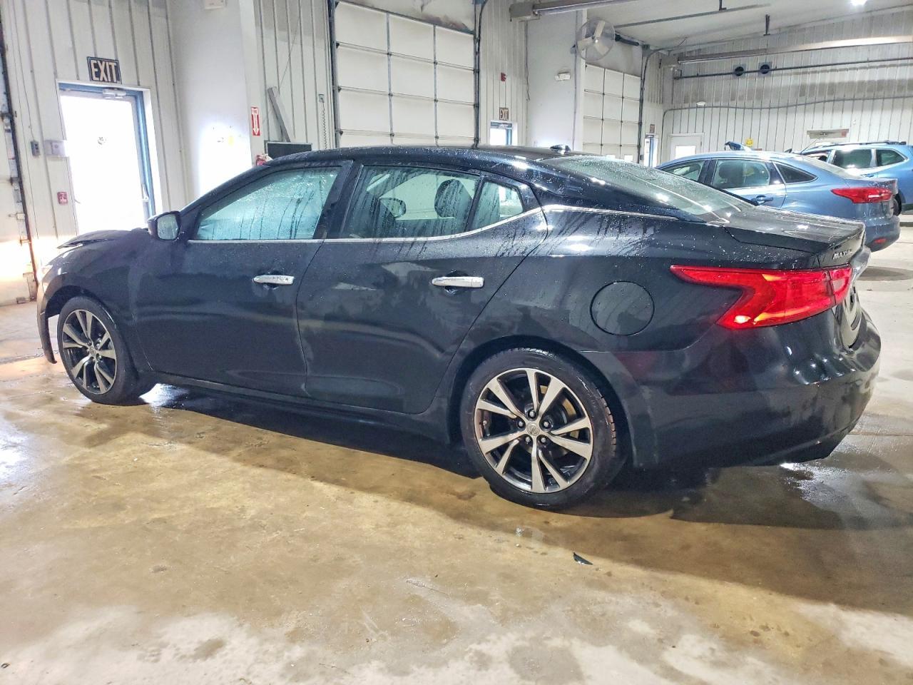 2016 Nissan Maxima 3.5 S - Image 2