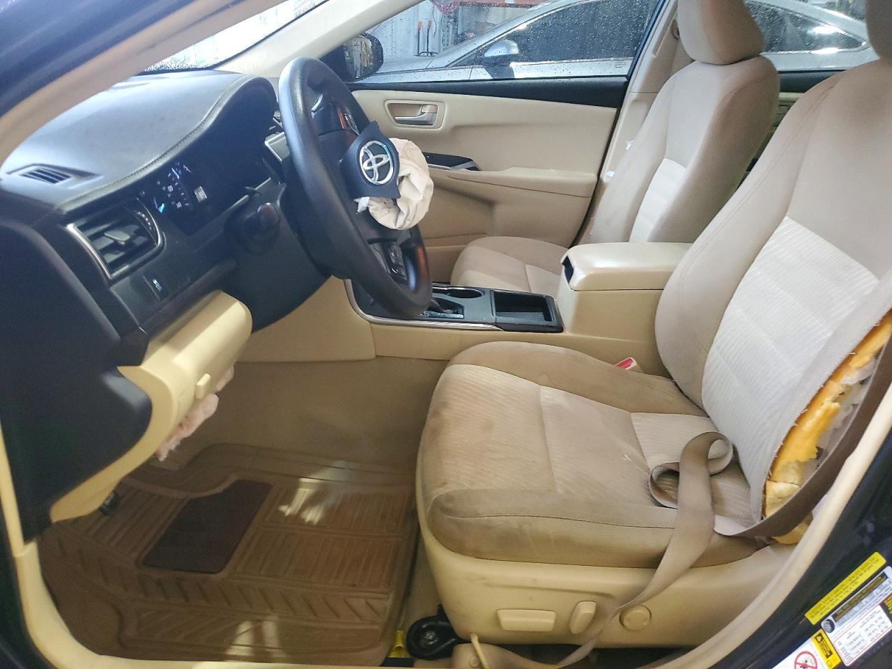 2015 Toyota Camry Le - Image 7