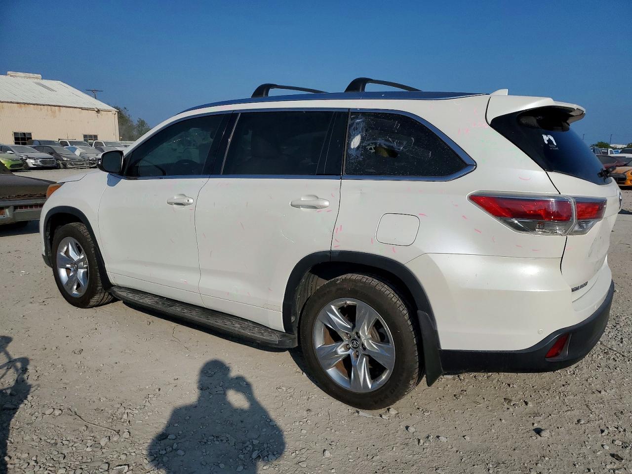 2016 Toyota Highlander Limited - Фото 2
