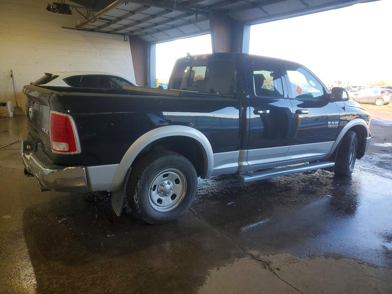 2015 Ram 1500 Laramie - Image 3