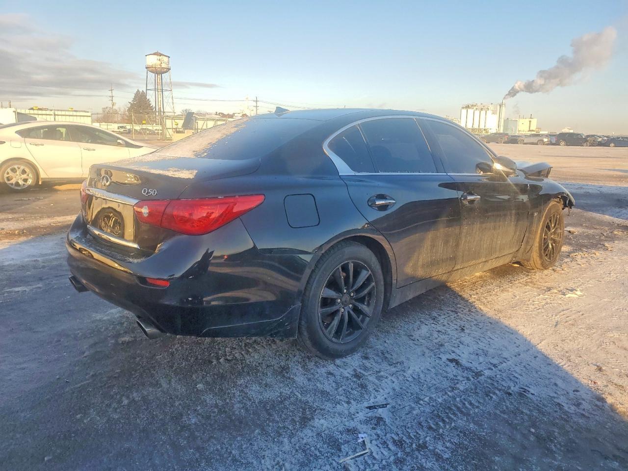 2014 Infiniti Q50 - Image 3