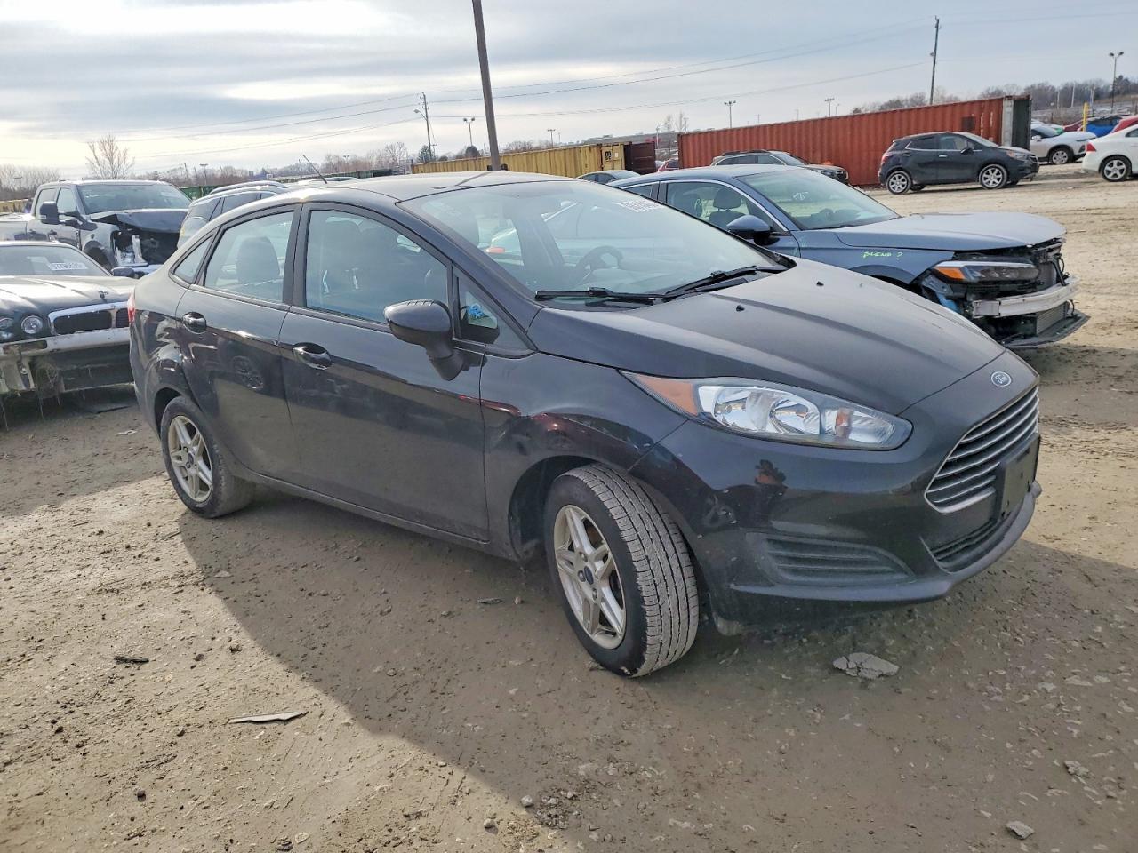 2017 Ford Fiesta Se - Image 4