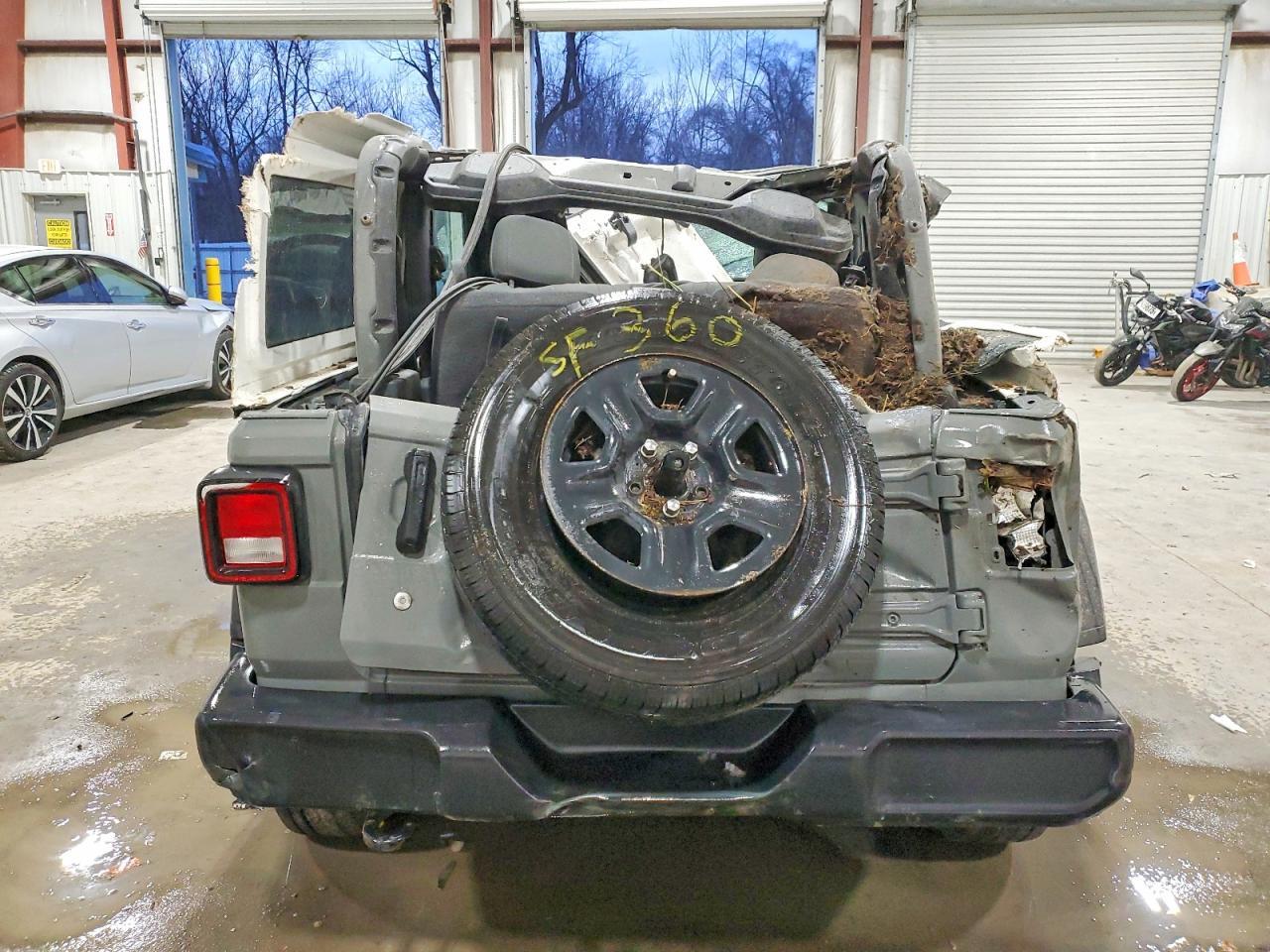 2021 Jeep Wrangler Sport - Фото 6