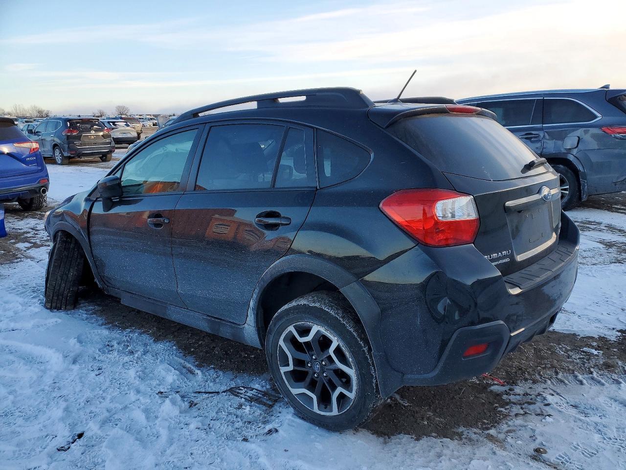 2016 Subaru Crosstrek Premium - Фото 2