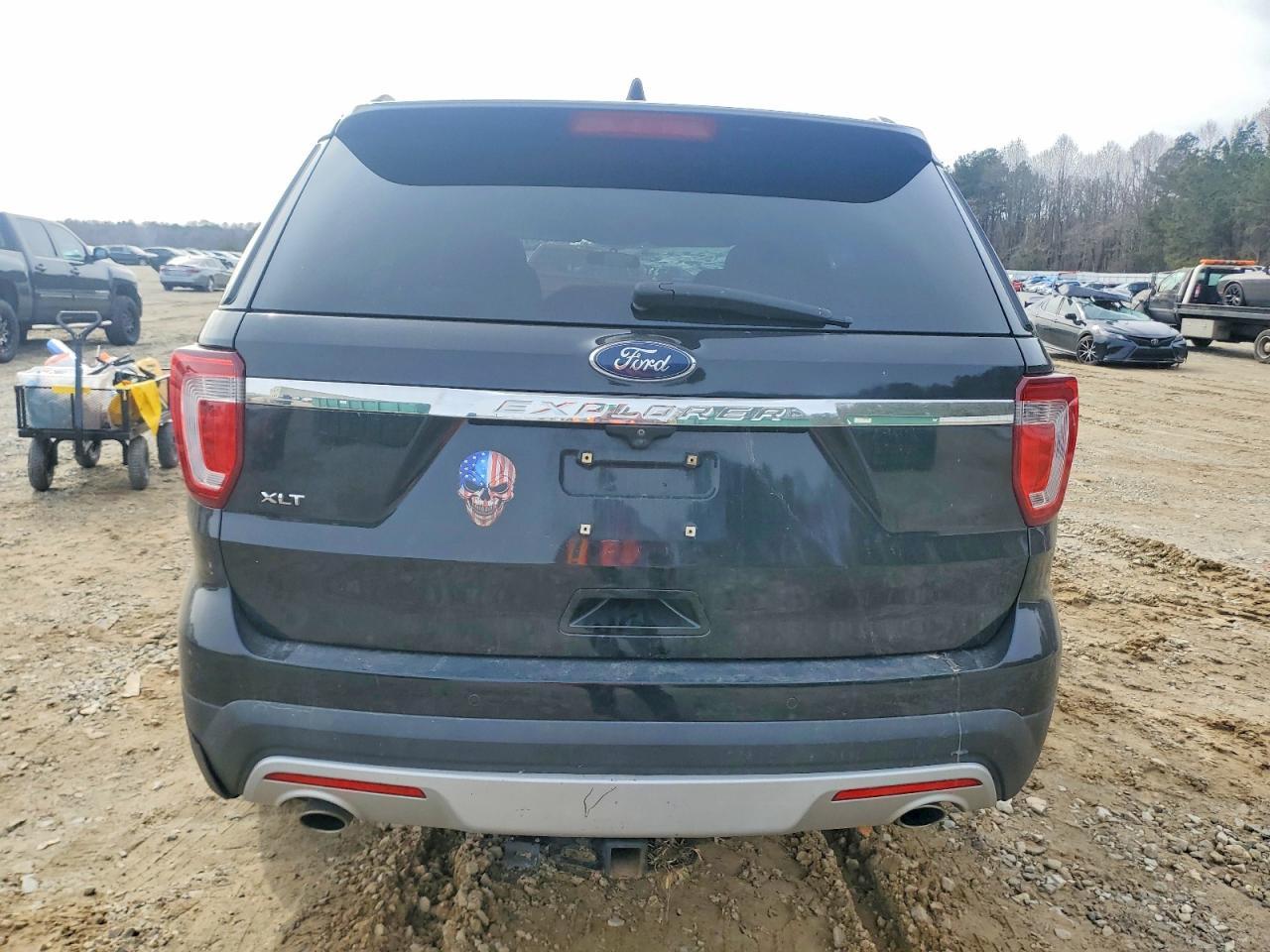 2017 Ford Explorer Xlt - Image 6