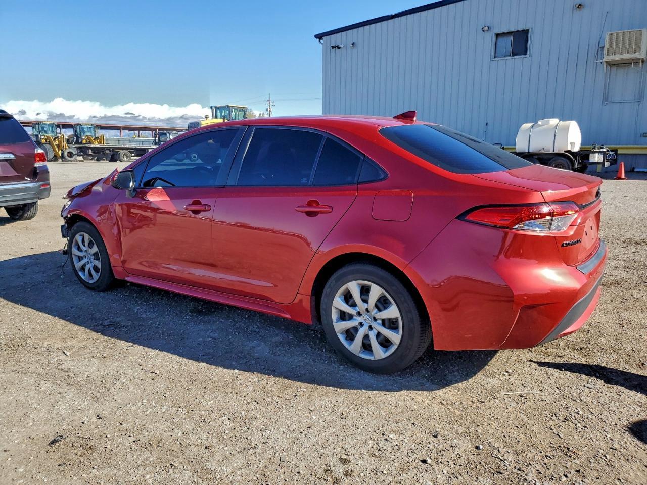 2021 Toyota Corolla Le - Фото 2
